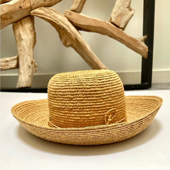 Helen Kaminski 100% Raffia Hat Turn Up/ Turn Down Brim - Picture 2 of 12